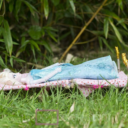 doll bed from sticks