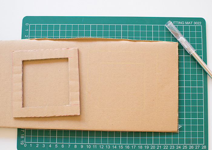 how to make photo frame from cardboard