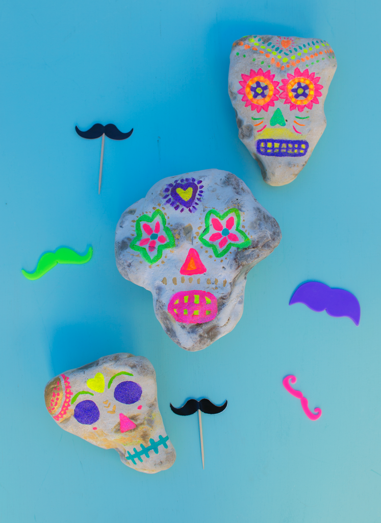 Day Of The Dead Sugar Skull Painted Rocks Let's Do Something Crafty